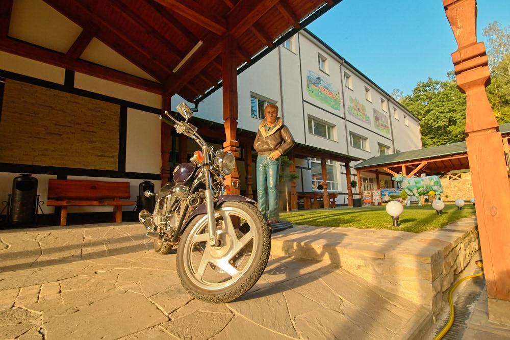 Hotel Panorama Kremenets' Exterior photo